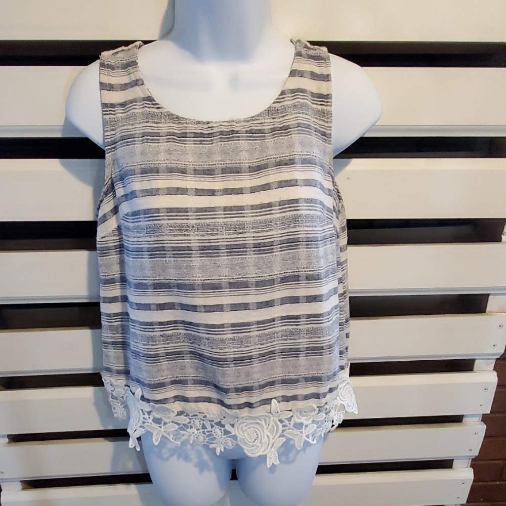 OLIVE TREE tank.                      #410